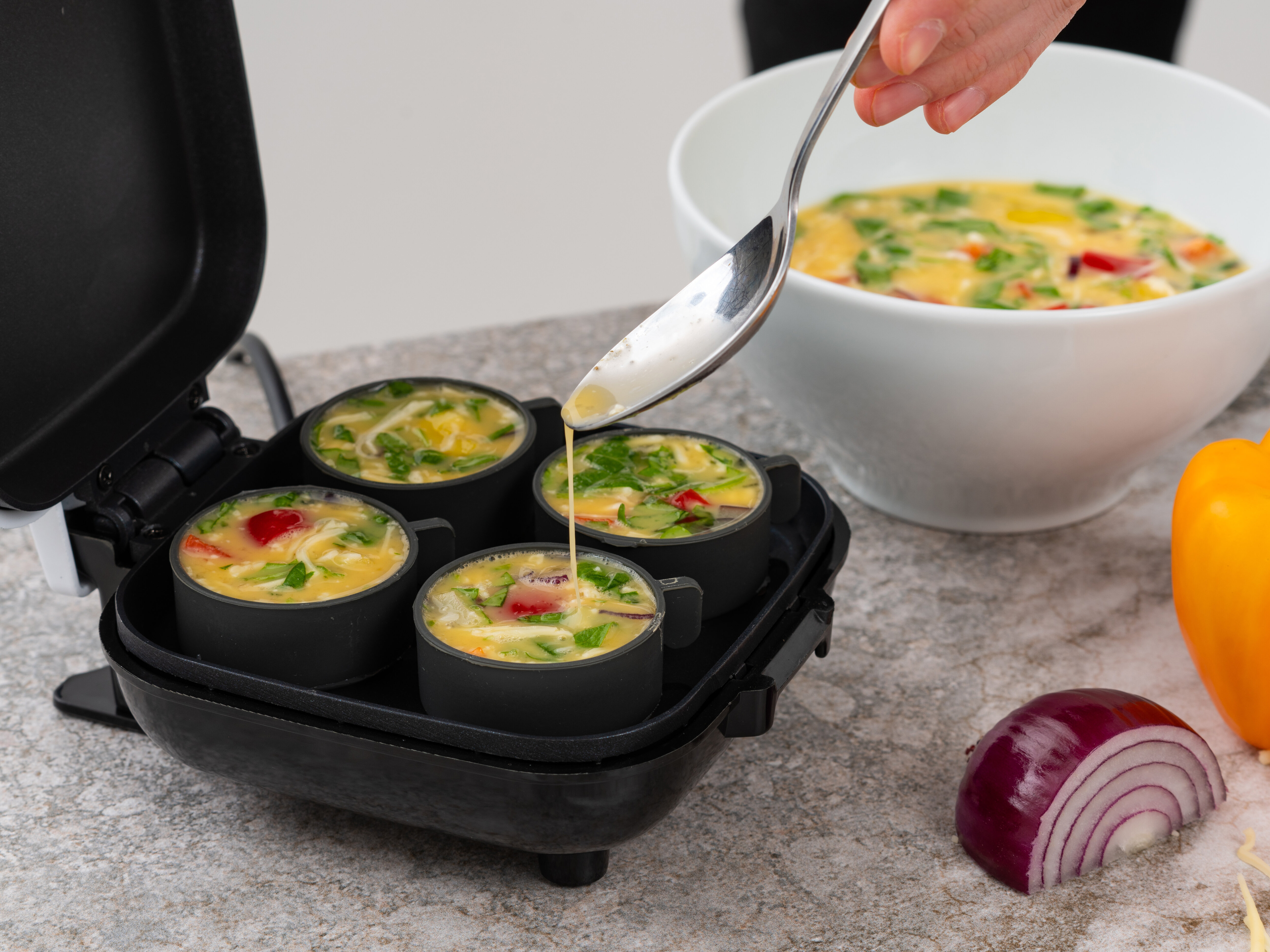 KitchPro Egg Bite Maker Luftige mundfulde Coolstuff