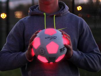 KanJam Illuminate LED-Fodbold
